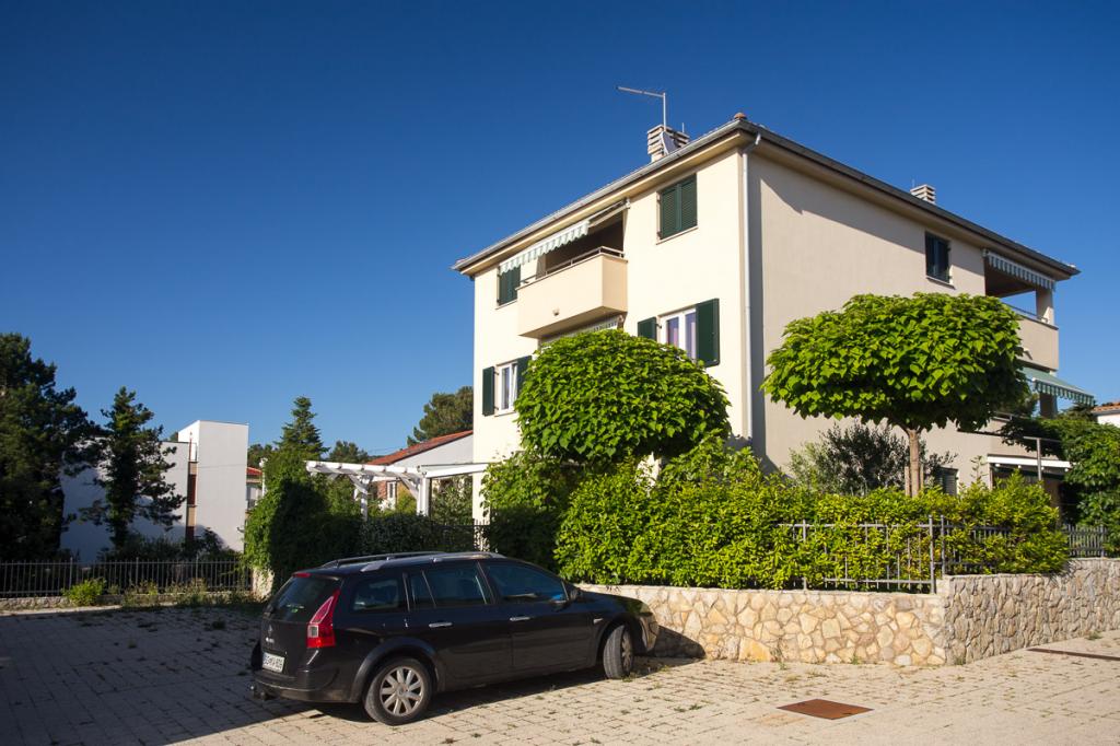 Nur 250 m zum Strand - Apartment in Punat mit Klima und Internet