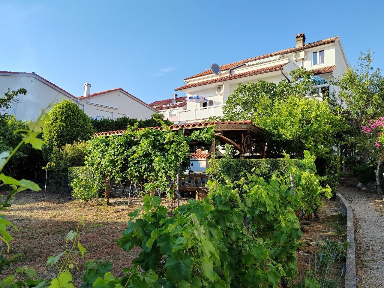 16m² - Studio für Zwei mit Meerblickbalkon - nur 200m zum Strand 