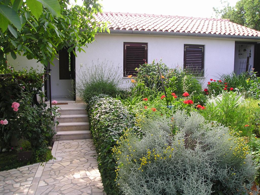 Für 2-3 Pers - Haus 34 m² mit Garten & Terrasse - Haustier erlaubt