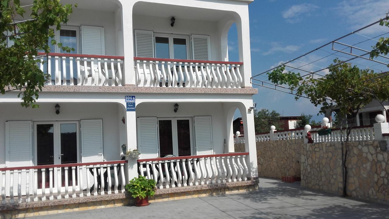 Ferienwohnung in Lopar mit Meerblick - nur 300 m zum Sandstrand 