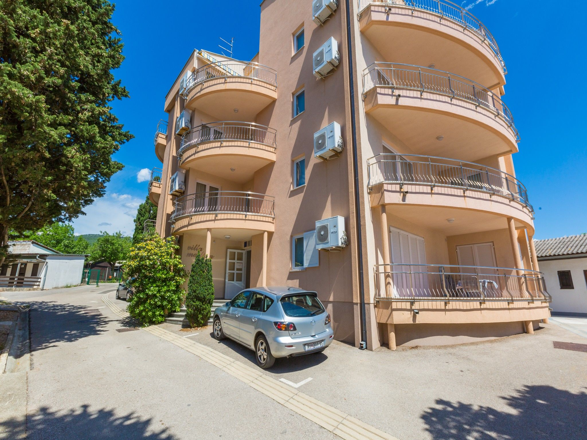 Stilvoll und Modern - Wohnungseinheit direkt am Strand mit Internet