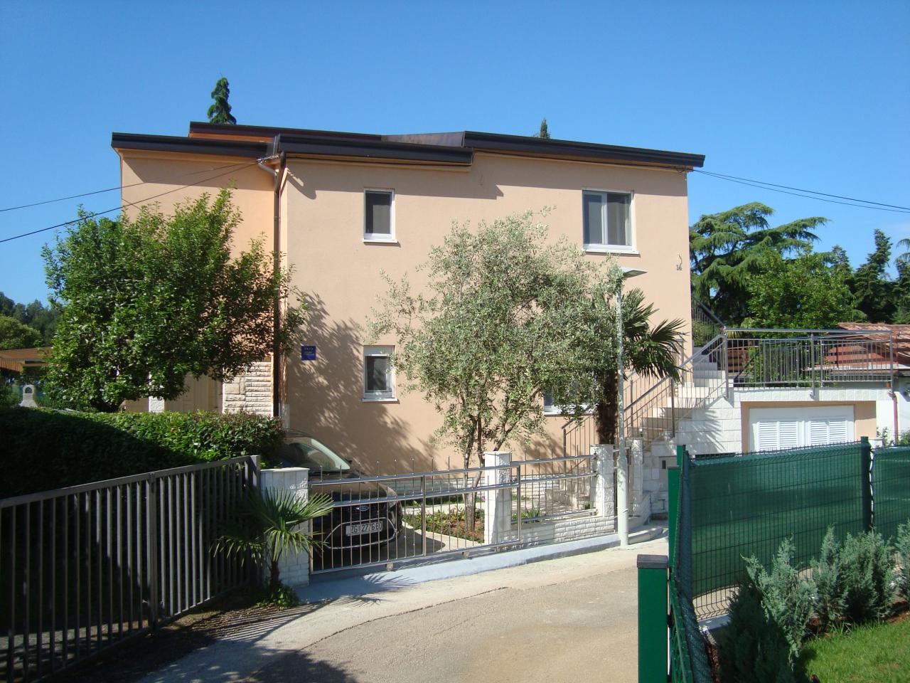 Modernes Studio-Apartment für 2-3 Personen - nur 70 m zum Meer