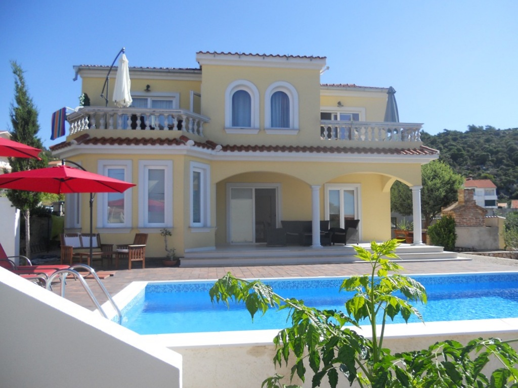 FeWo für 4-5 Personen - Klima, Sat-TV, Internet, Swimmingpool