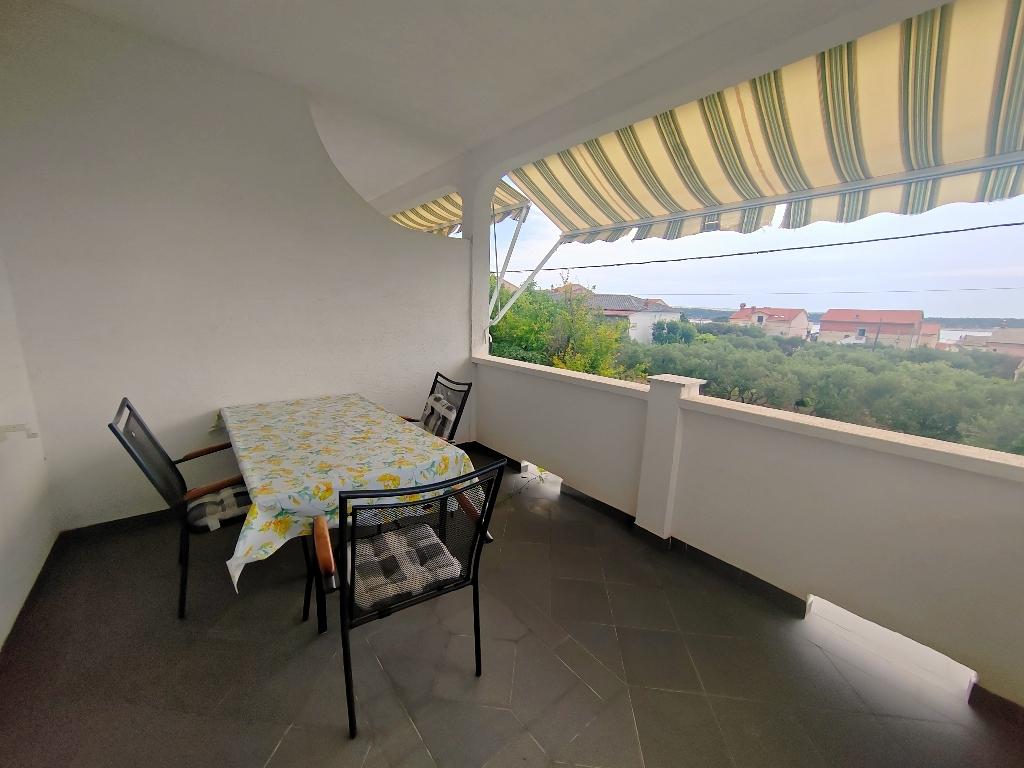 60 m² großes Urlaubsobjekt für 4-5 Pers mit 2 Sz, Klima, Sat-Tv, Grill