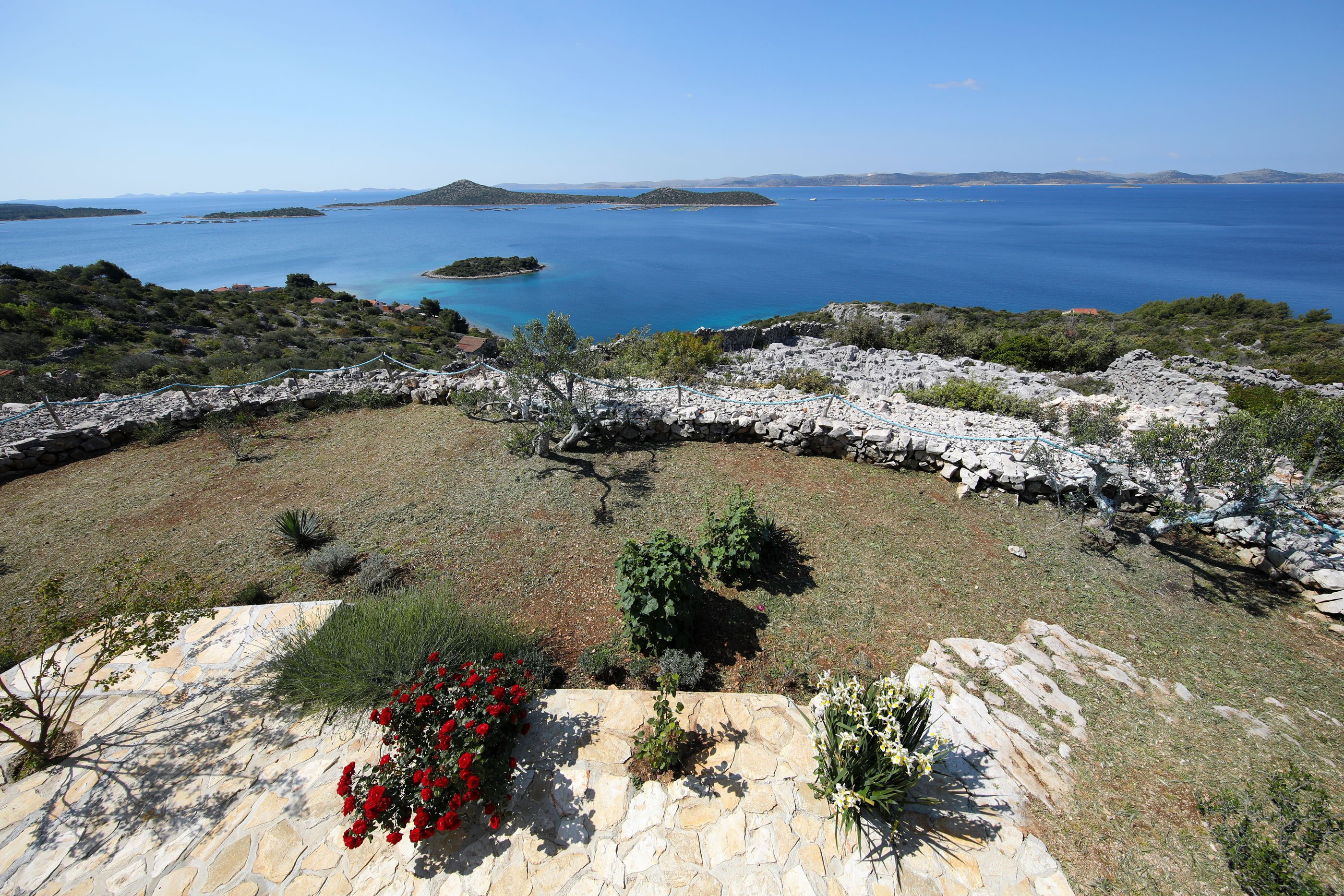 Haus in Tkon mit Klima, Sat-TV, Meerblick (in der Bucht Božanska)