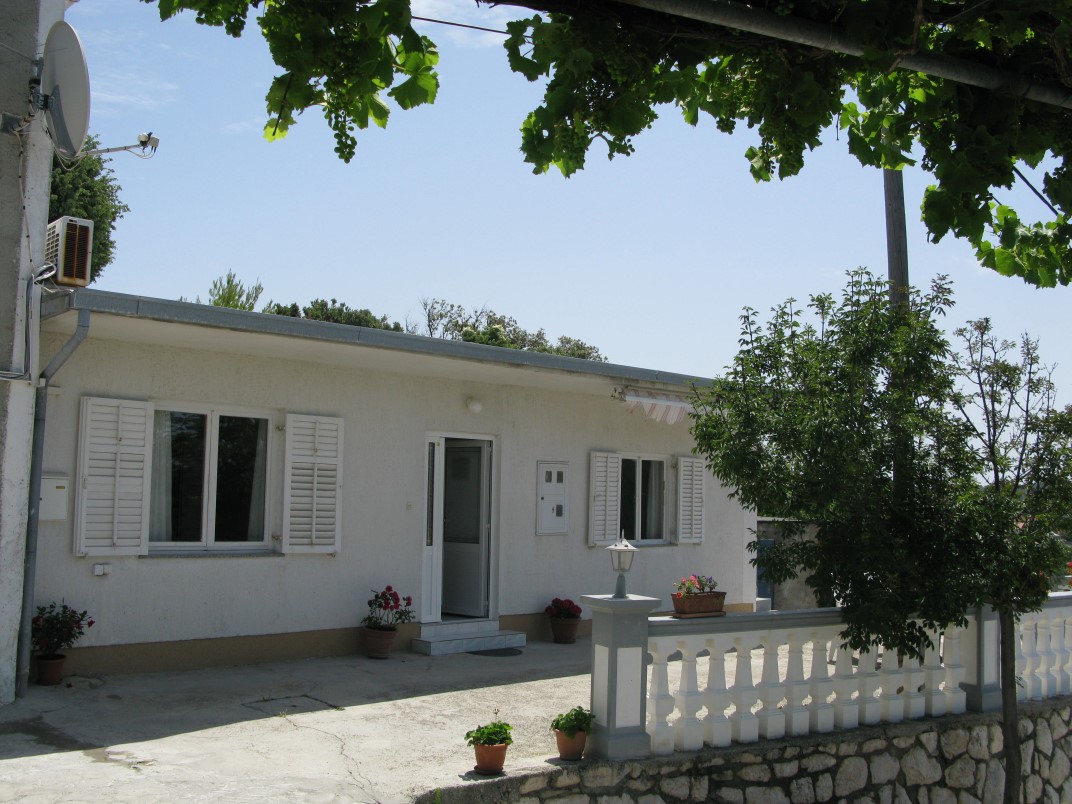 FeWo für 4-6 Pers mit Meerblick, Klima, Sat-Tv & Grill - 65 m² im EG