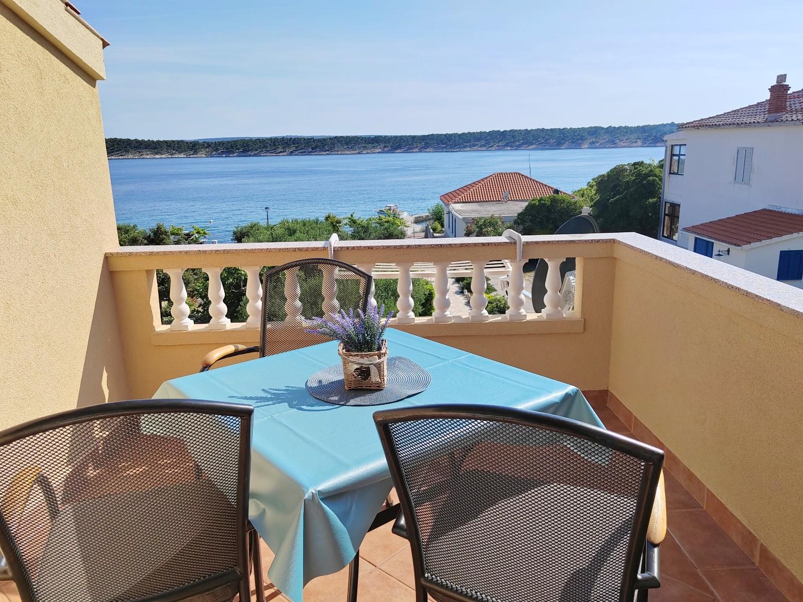 38 m² Wohnfläche für 2-3 Personen - 40 m zum Strand