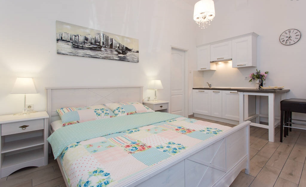 Bungalow für 2 Personen mit Klima, WLAN und Garten