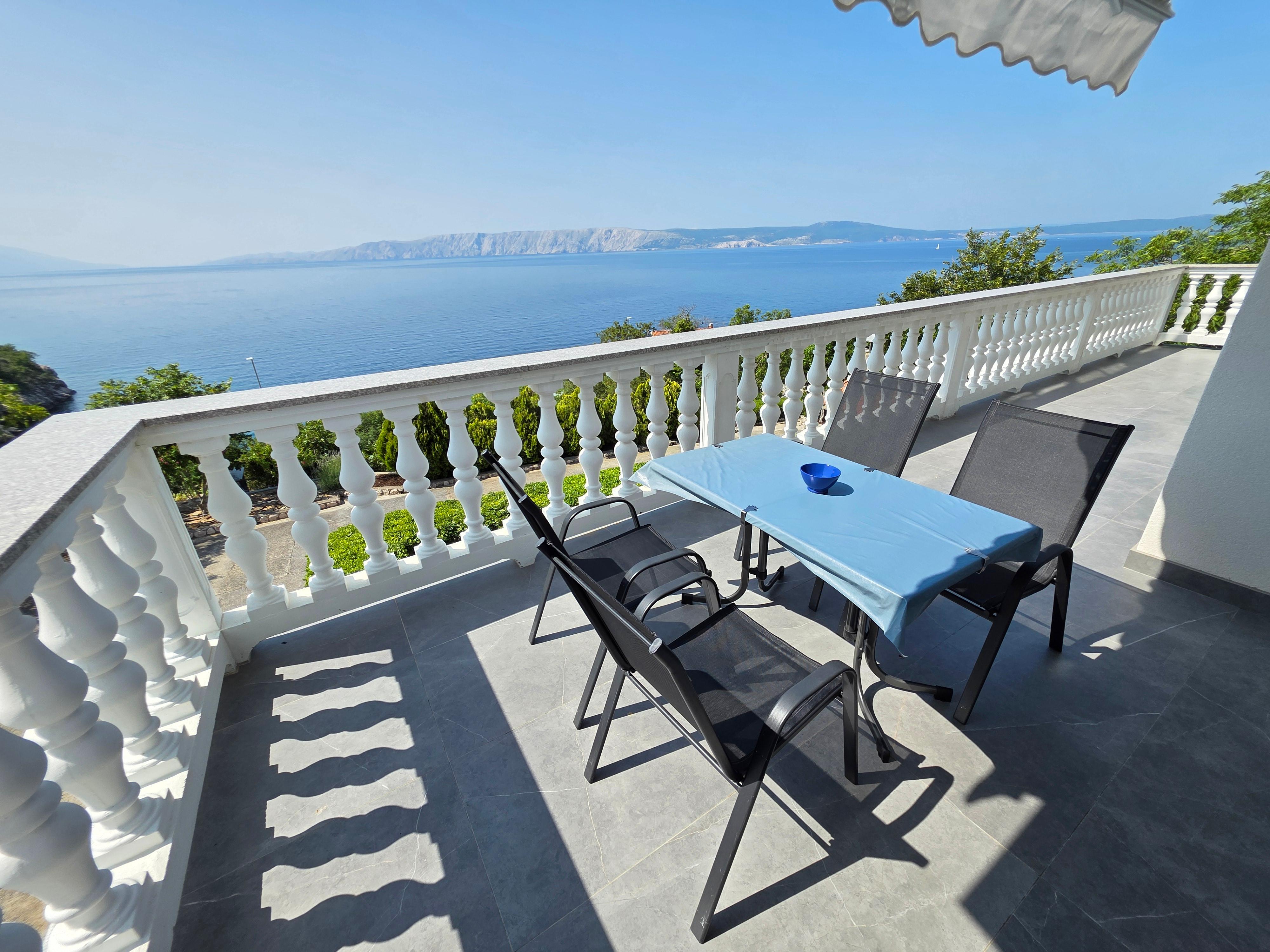 Ferienwohnung mit Meerblick, 150 m vom Meer