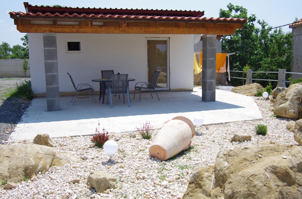 Kleines Bungalow in Lopar für 2 Personen - mit Klima & Sat-TV