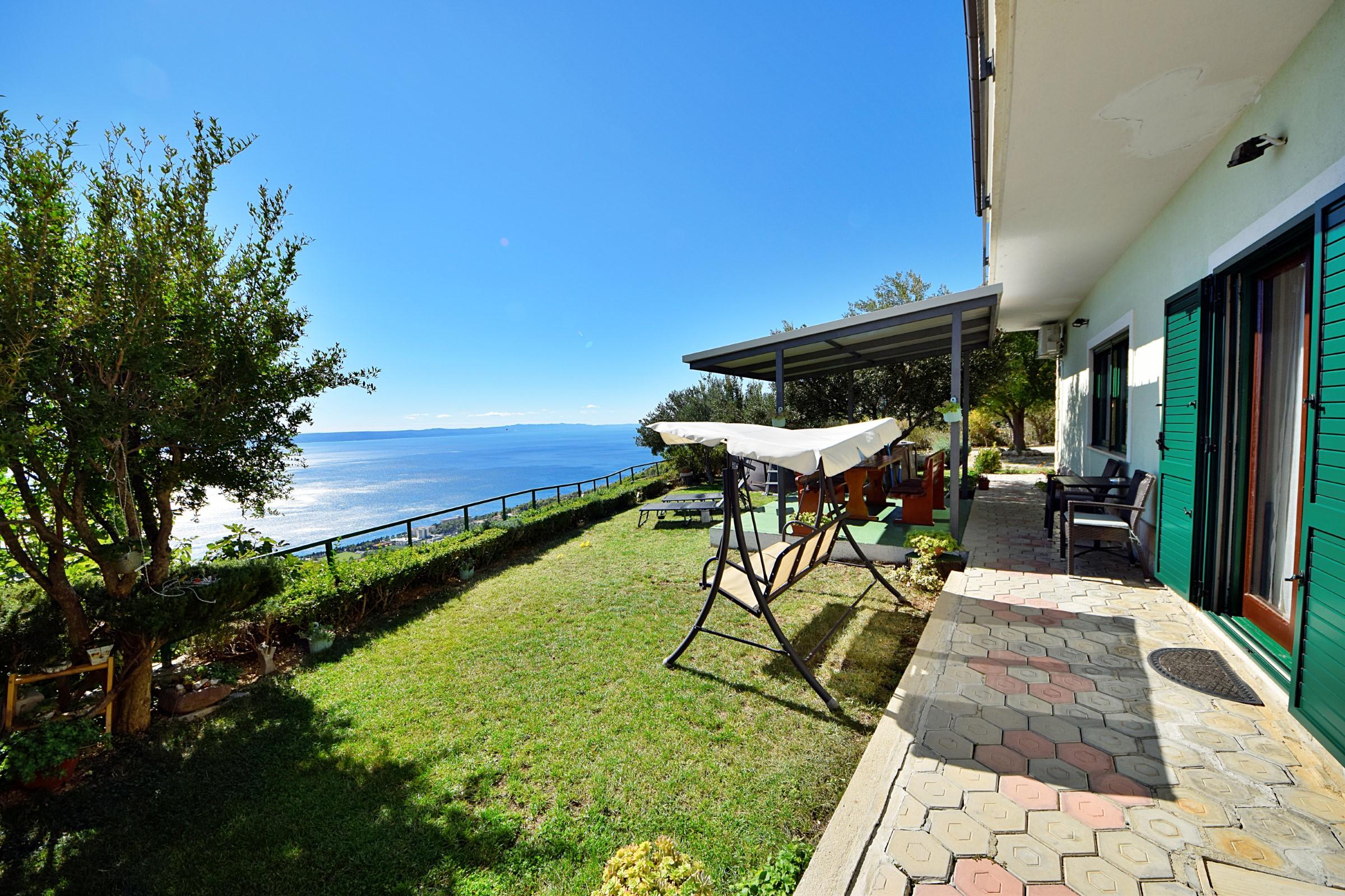 Traumhaftes Ferienhaus in Tucepi mit Pool und gigantischem Meerblick