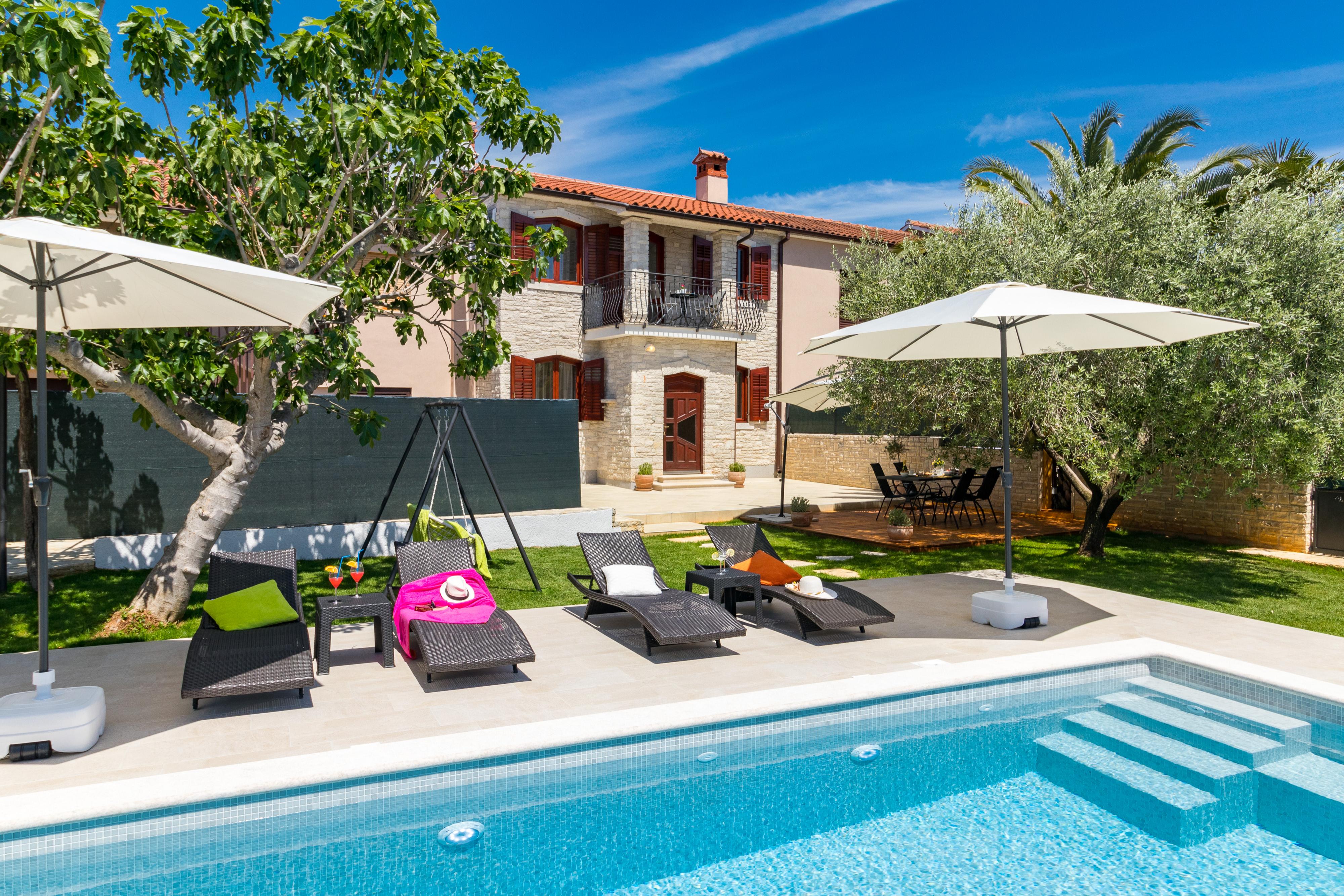 Wunderschöne Villa für 2-6 Pers mit Pool in Galizana bei Fazana