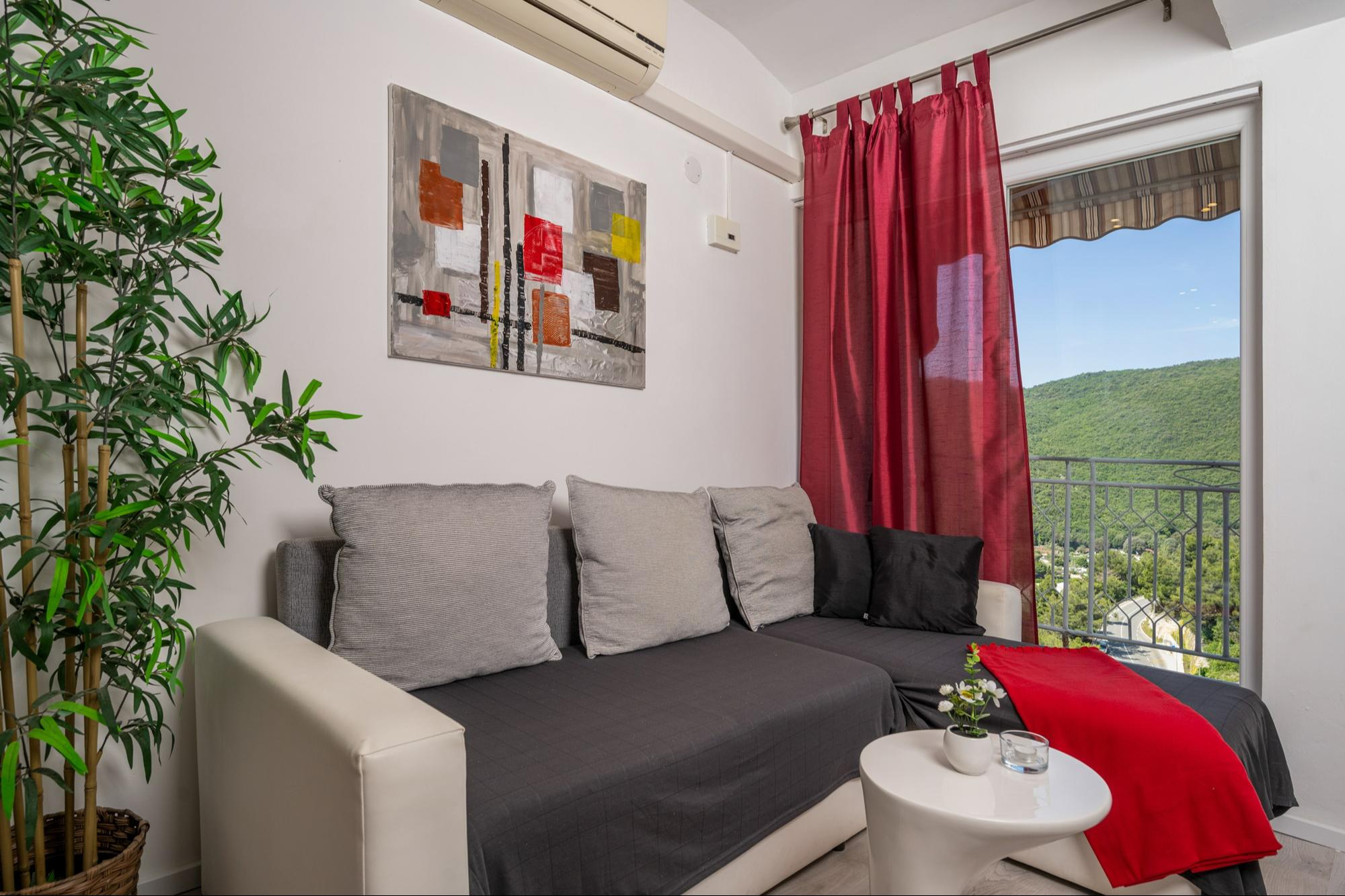 Klimatisiertes Urlaubsapartment für 4-5 Pers. mit WLAN & Sat-Tv