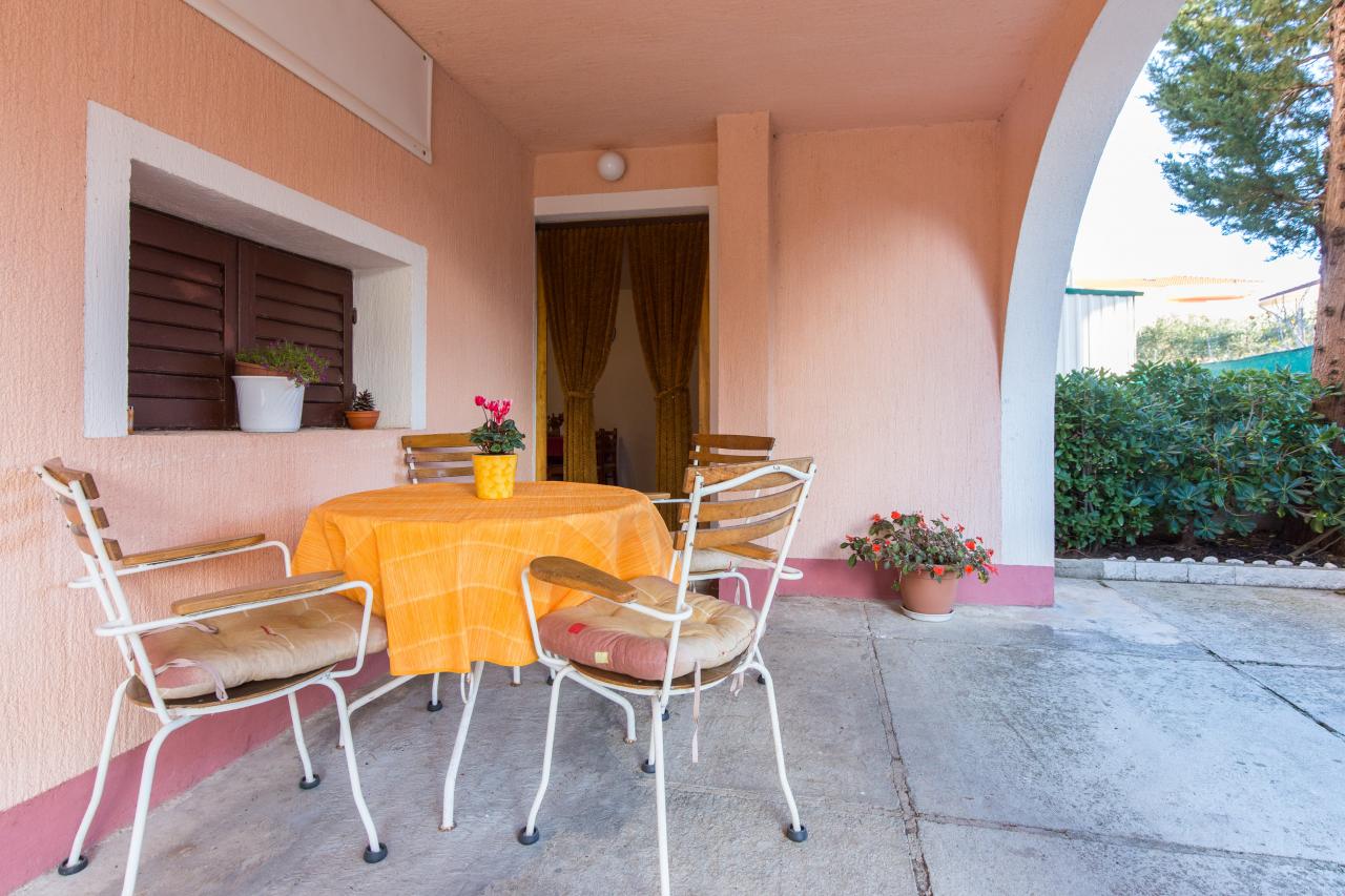 Schöne Unterkunft für 2 Personen mit großer 20m² Terrasse & Klima