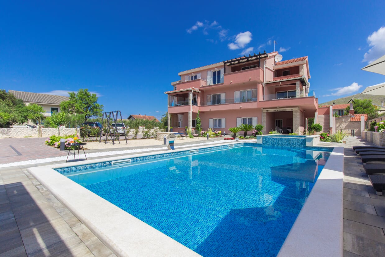 4 Sterne-Fewo mit Swimmingpool und Klima, 100 m zum Strand