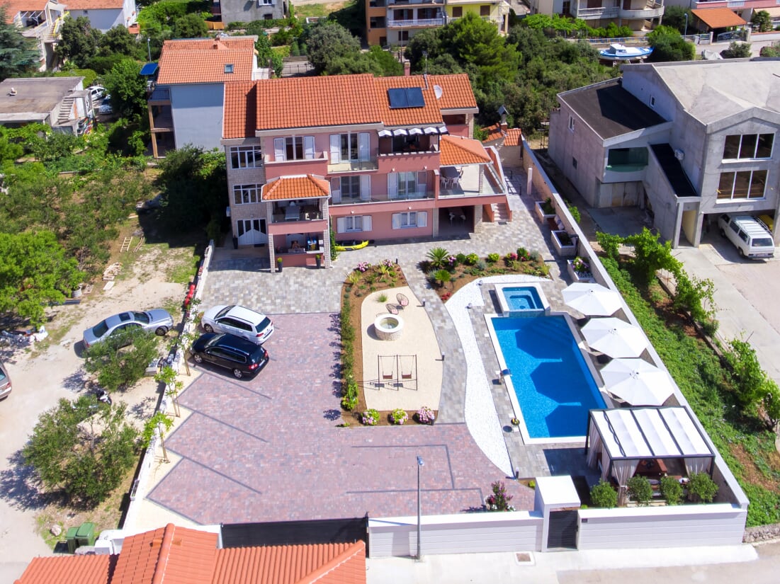 4 Sterne-Fewo mit Swimmingpool und Klima, 100 m zum Strand