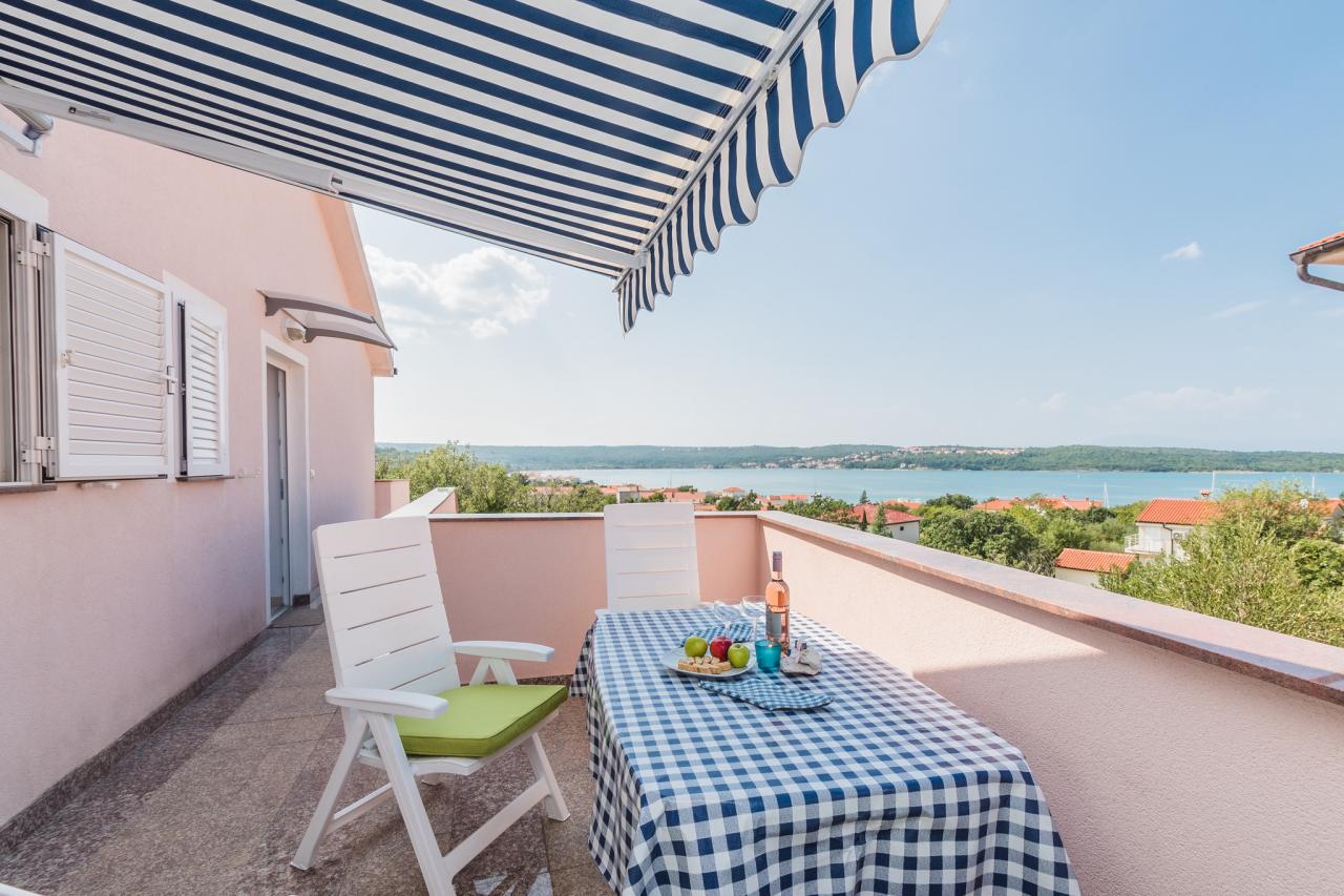 Apartment für 2-4 Personen mit Meerblick, Klimaanlage und WLAN