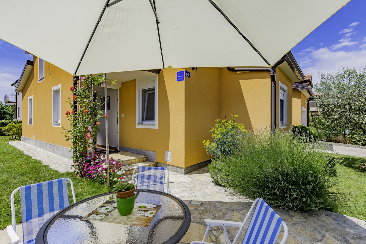 Erdgeschossferienwohnung mit Klima, Sat-TV, Internet