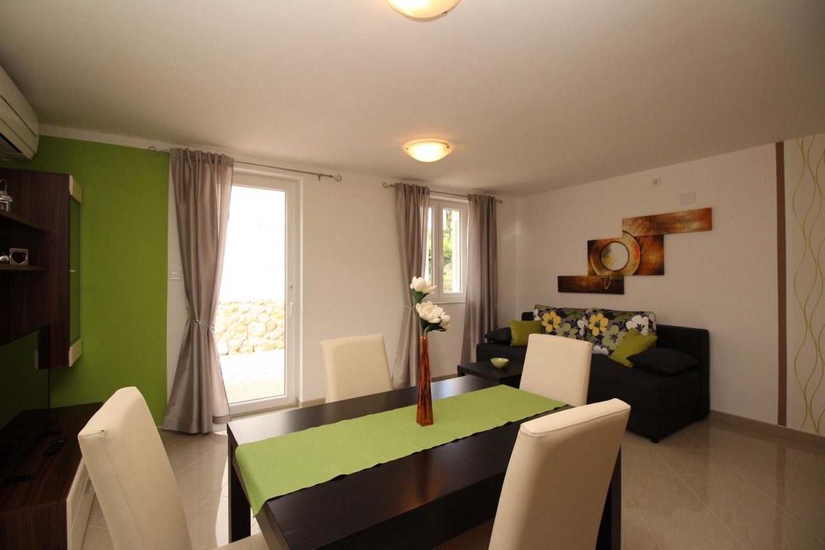 Apartment für 2-3 Personen - Pool, Klima, Internet, Sat-TV