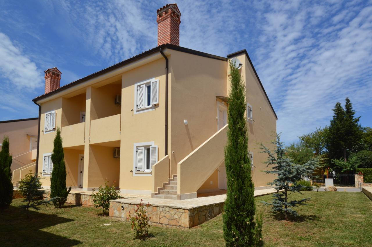 Nur 100 m zum Meer - Apartment für 4-6 Personen mit Klima, TV & WL