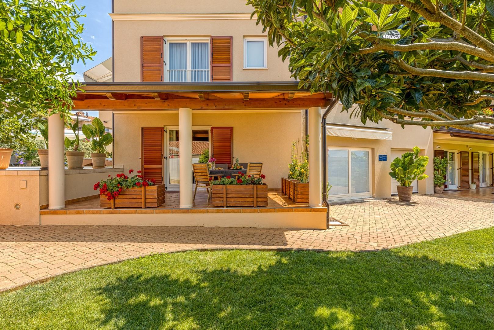 Schöne Ferienwohnung im Erdgeschoss mit gemeinsamen Pool