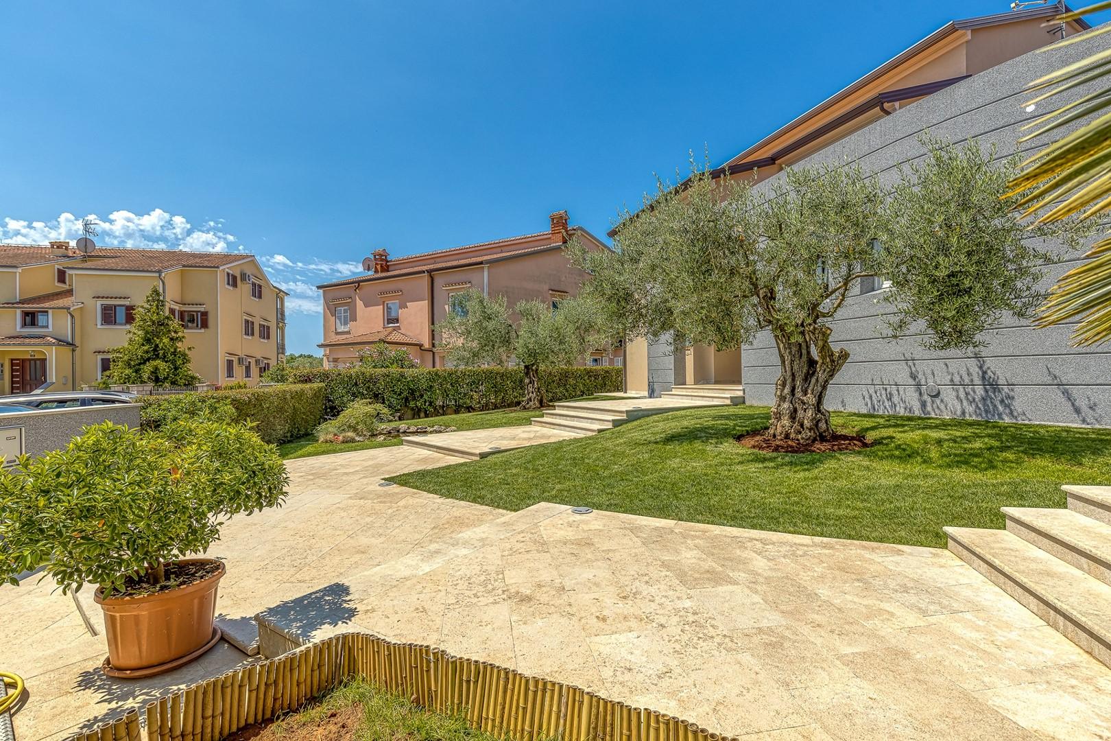 Luxus Ferienwohnung mit Klimaanlage, kostenloses Wi-Fi und Pool 