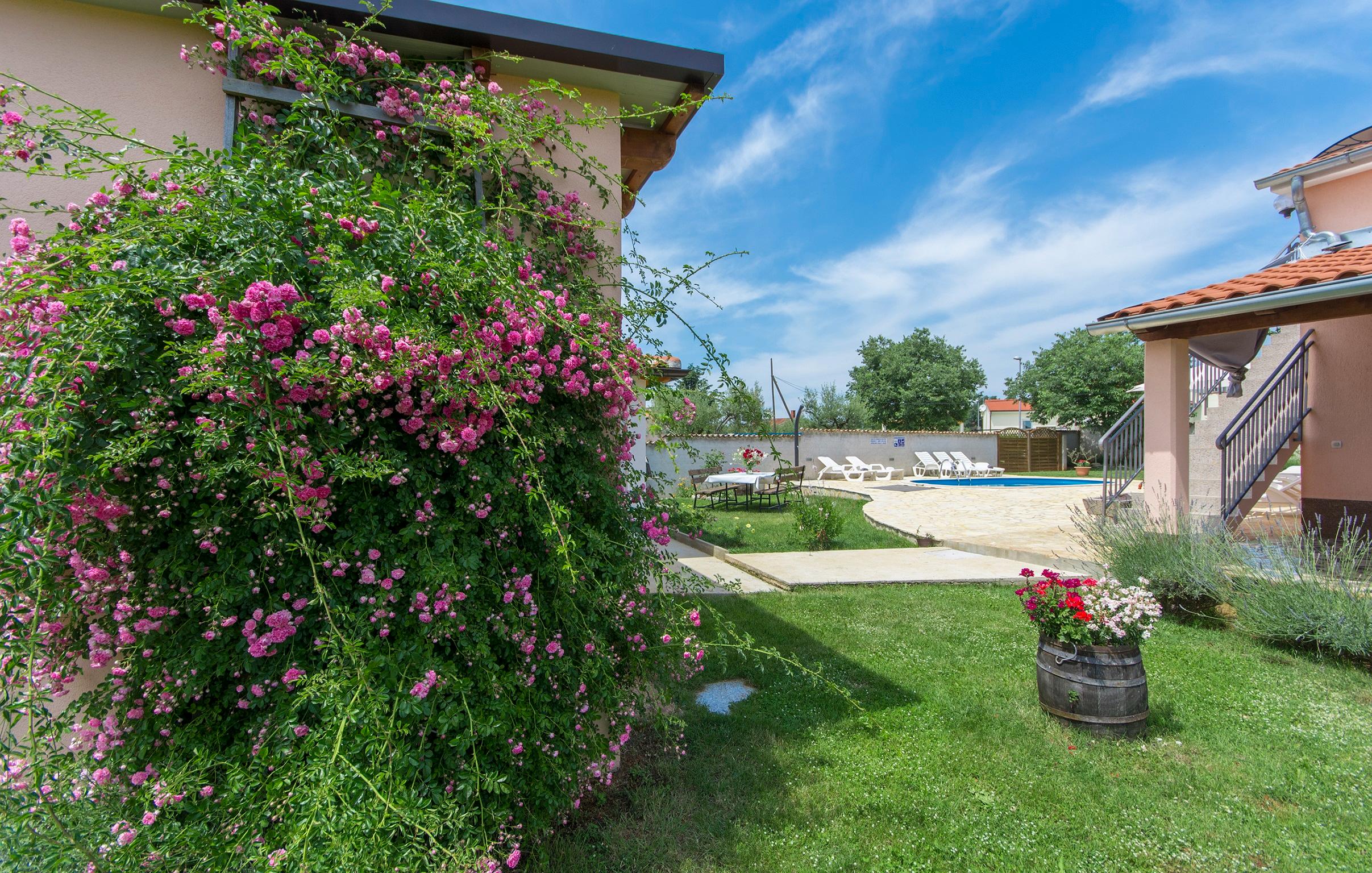 Ferienhaus mit 3 Schlafzimmer, bis zu 6 Personen, mit  Pool 