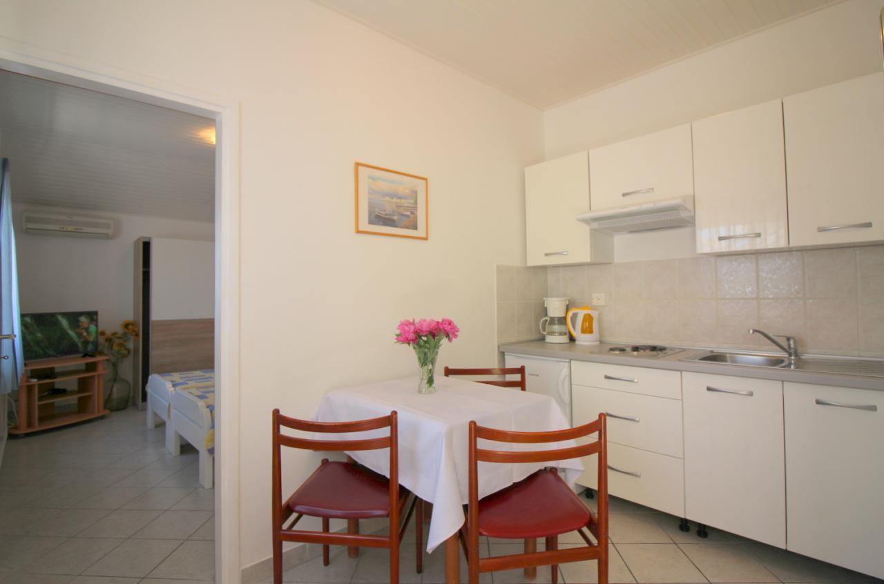 Ferienwohnung für 2 Personen in Porec - nur 400m vom Strand