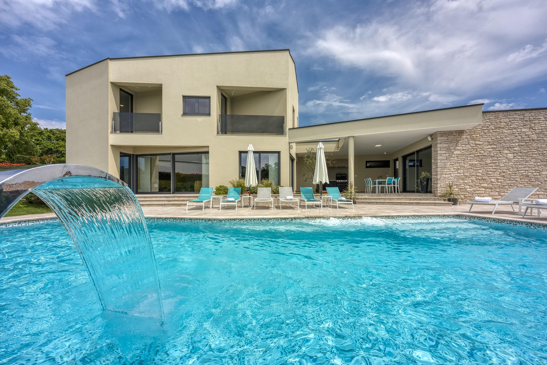 Neue moderne Luxus Villa mit Swimmingpool in Kroatien (Istrien)