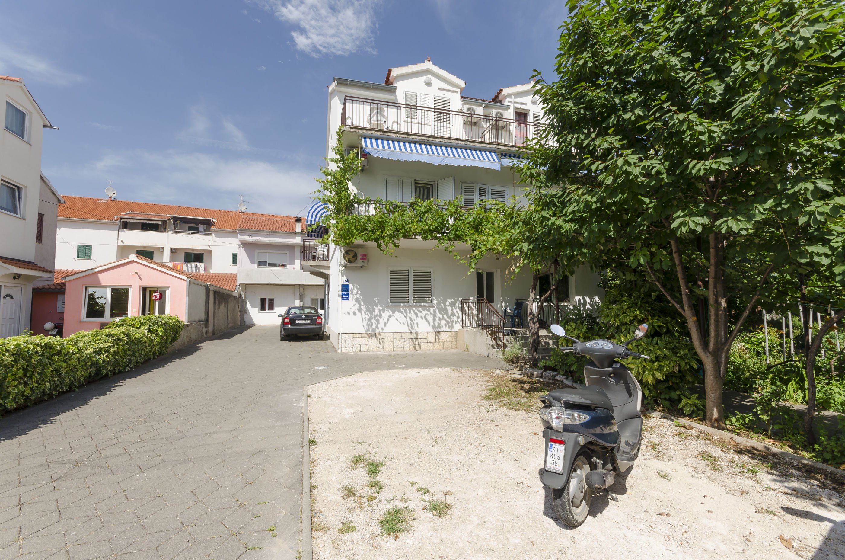 Zimmer für 2-3 Personen - mit klima & wi-fi