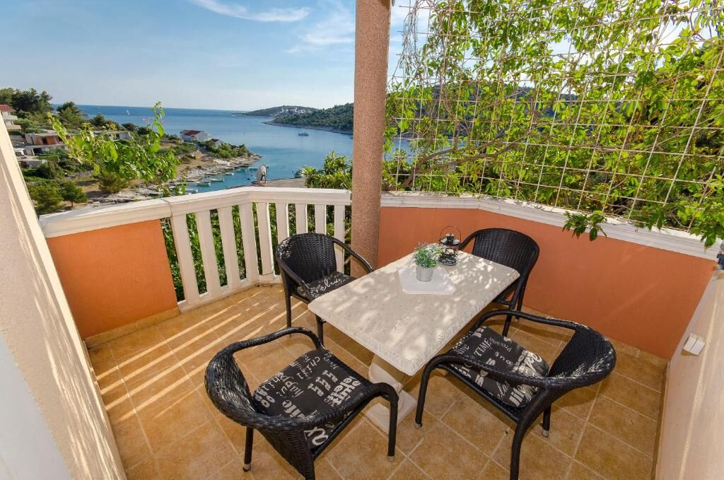Modernes Apartment mit Meerblick für 4-6 Personen - W-LAN & klima