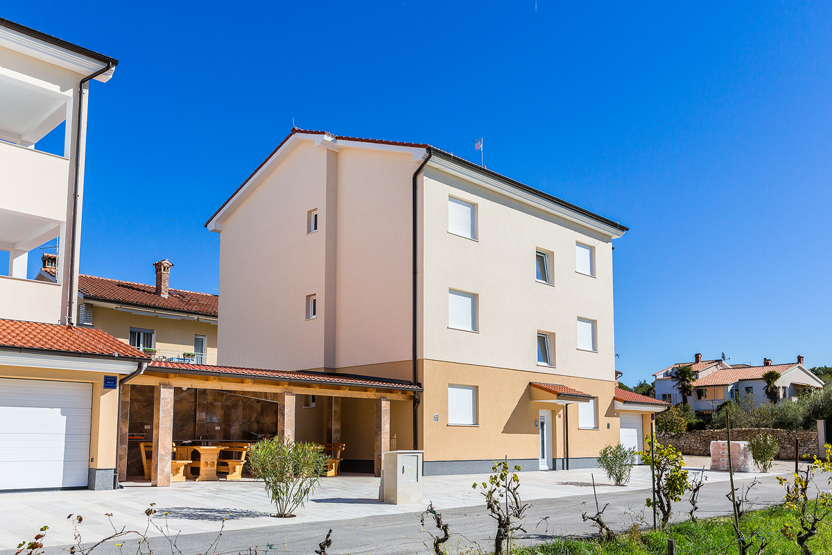 Modernes Appartement mit 3 Schlafzimmern und 3 Badezimmern