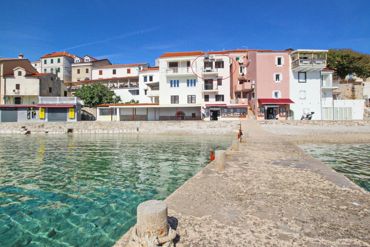 Studiowohnung für zwei Personen direkt am Meer in Baska