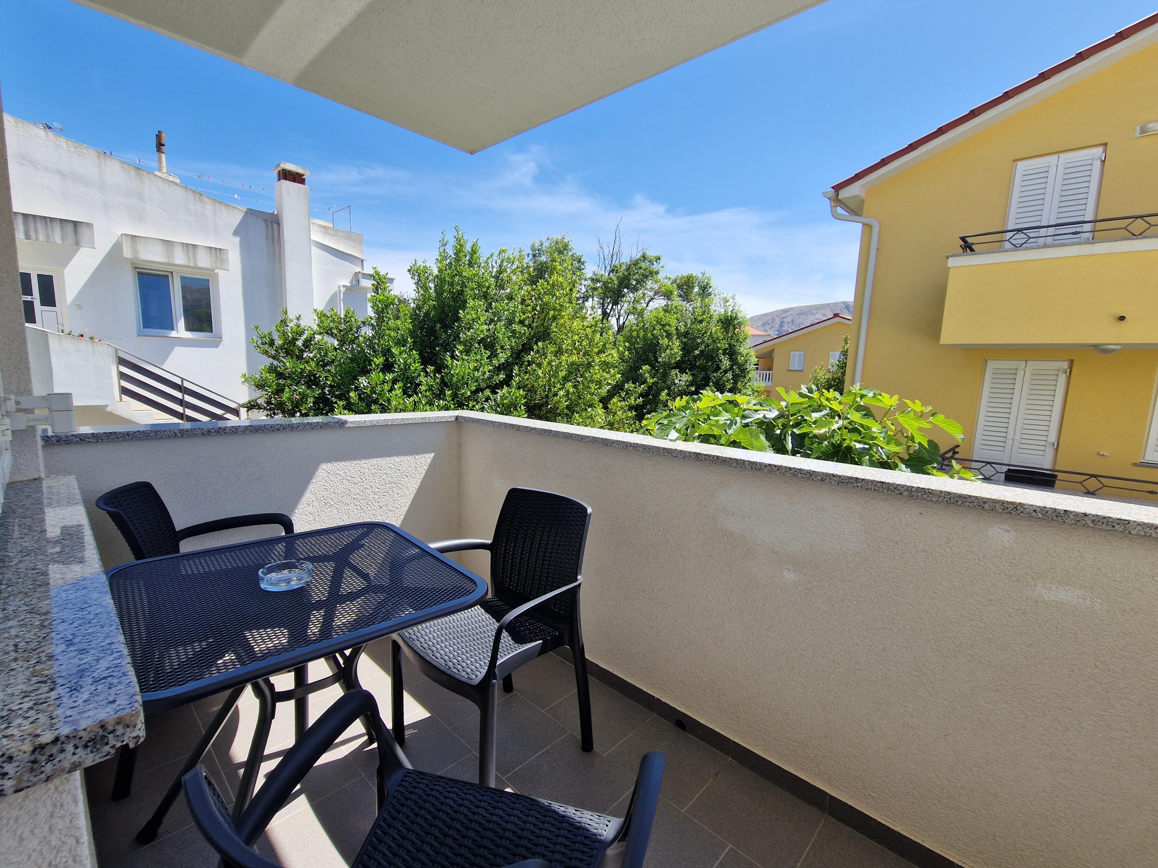 300 m zum Strand | Apartment mit Klima, Sat-Tv & WLAN-Internet