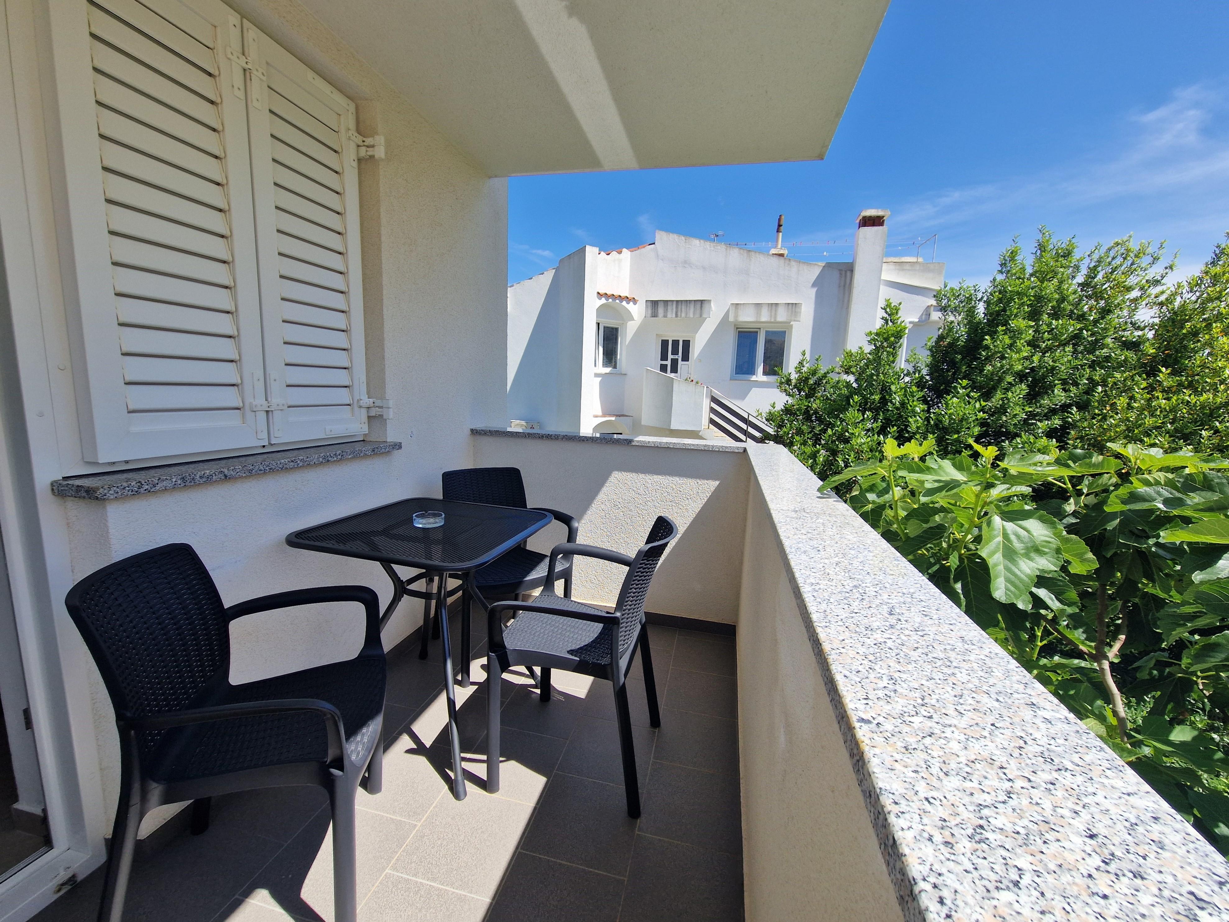 300 m zum Strand | Apartment mit Klima, Sat-Tv & WLAN-Internet