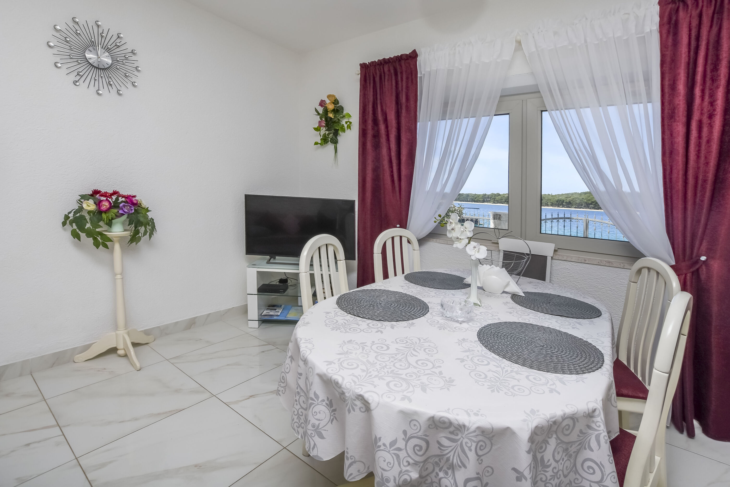 Ferienwohnung für 4-5 Personen, WLAN, nahe Meer
