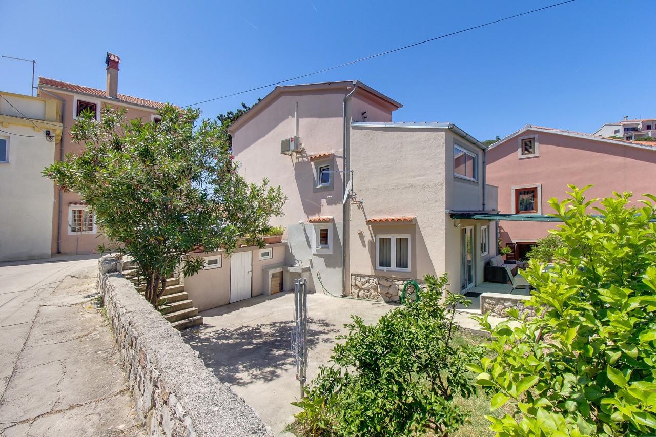 Hübsches Ferienhaus mit Klima, Sat-Tv, WLAN & Meerblick