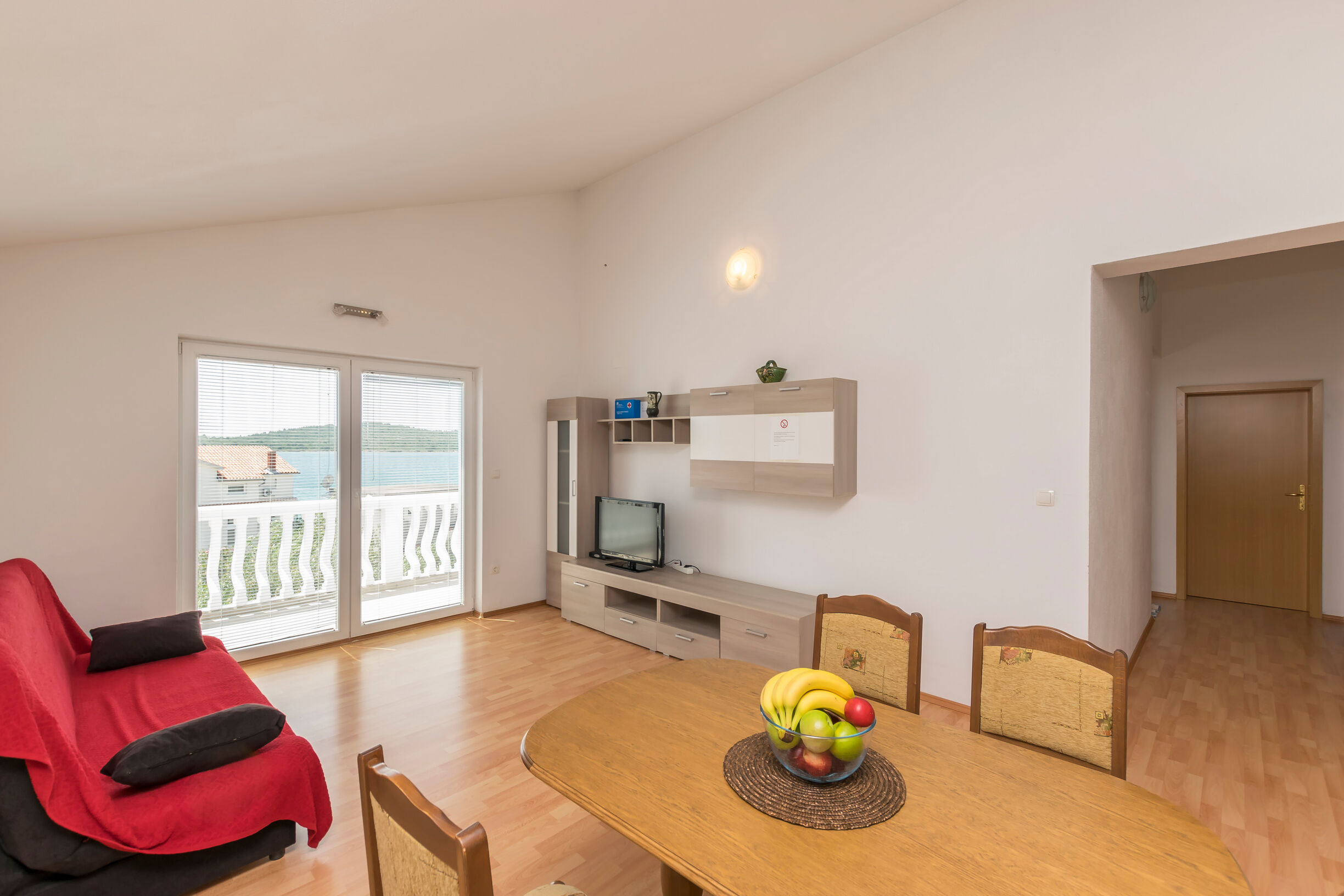 Ferienwohnung für 4-6, Klima, 120m², Balkon