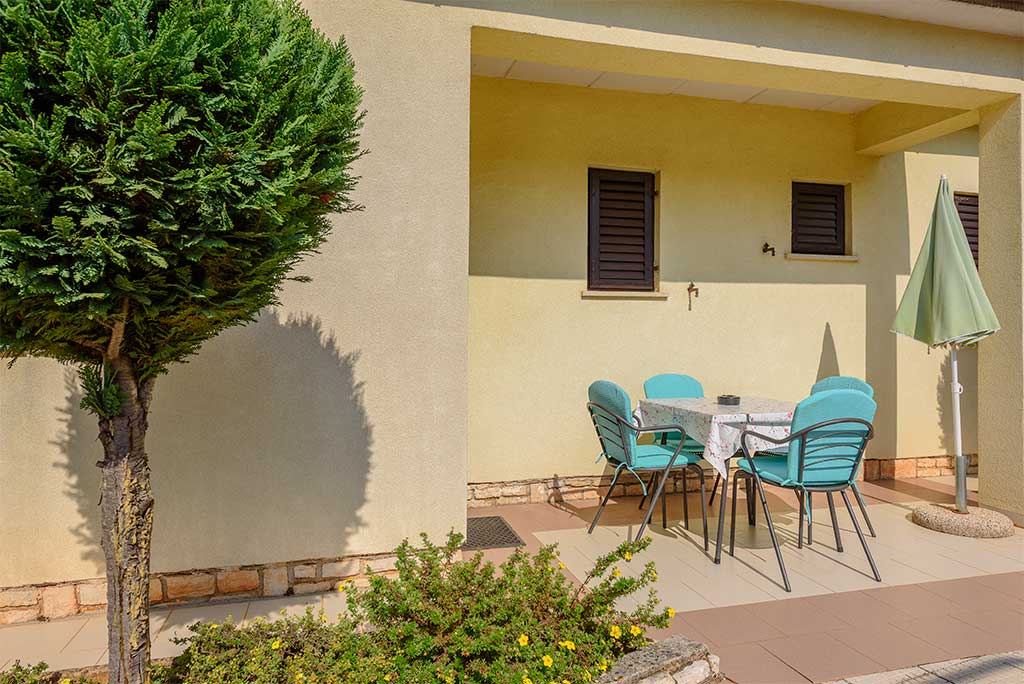Schöne Ferienwohnung mit Pool - nur 6 km von Rovinj entfernt