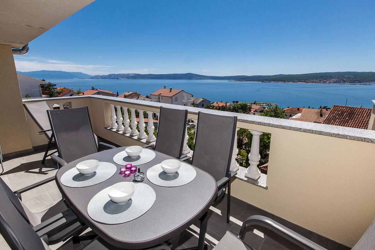 Ferienwohnung Crikvenica - mit traumhafter Aussicht und Garten