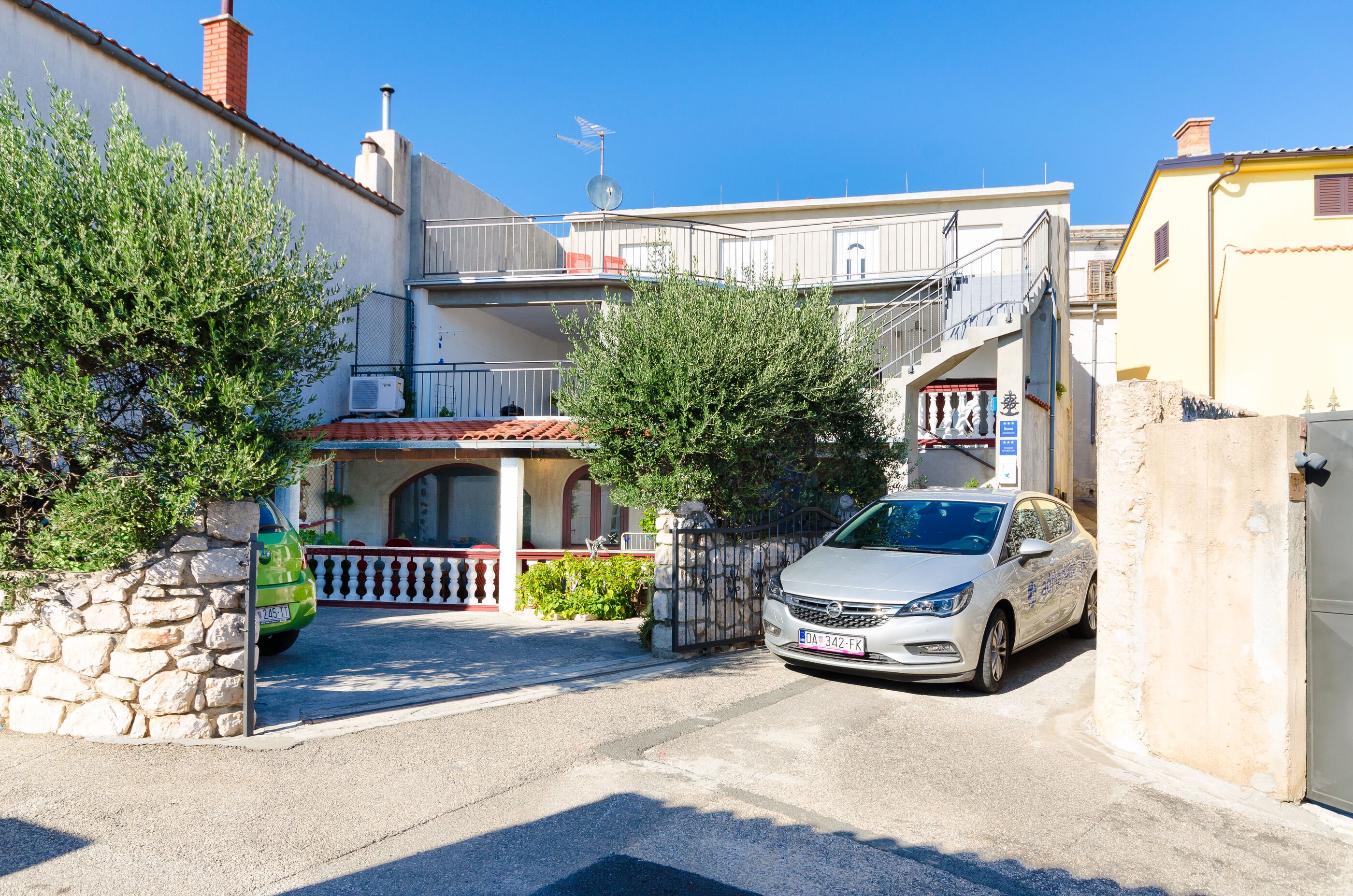 Studio für 2-3 Personen mit WiFi, Klimaanlage, Parkplatz und Grill