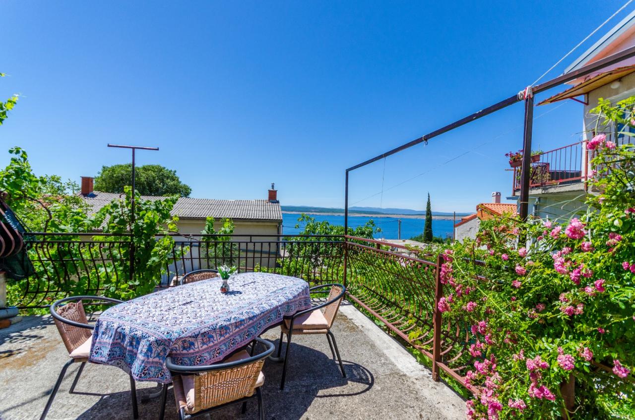 Fewo in ruhiger Lage, mit 3 Schlafzimmern, Grill, Wifi, Meerblick