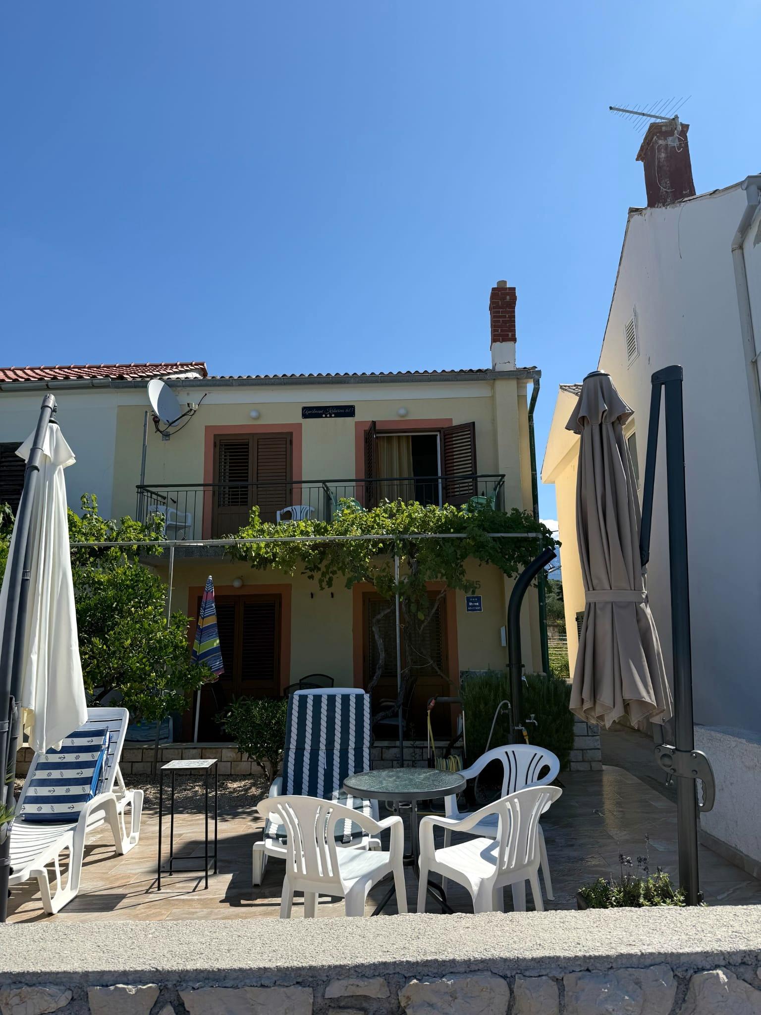 Ferienwohnung in Barbat direkt am Meer 