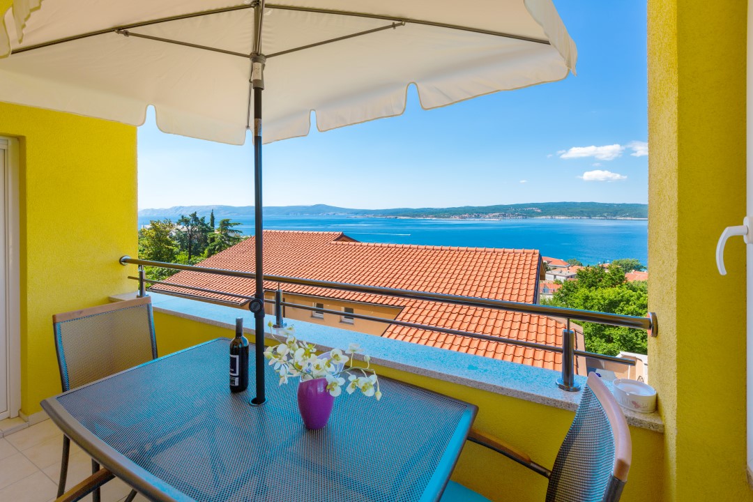 2-Etagenwohnung, moderne Einrichtung, Wifi, Sat-TV, Meerblick
