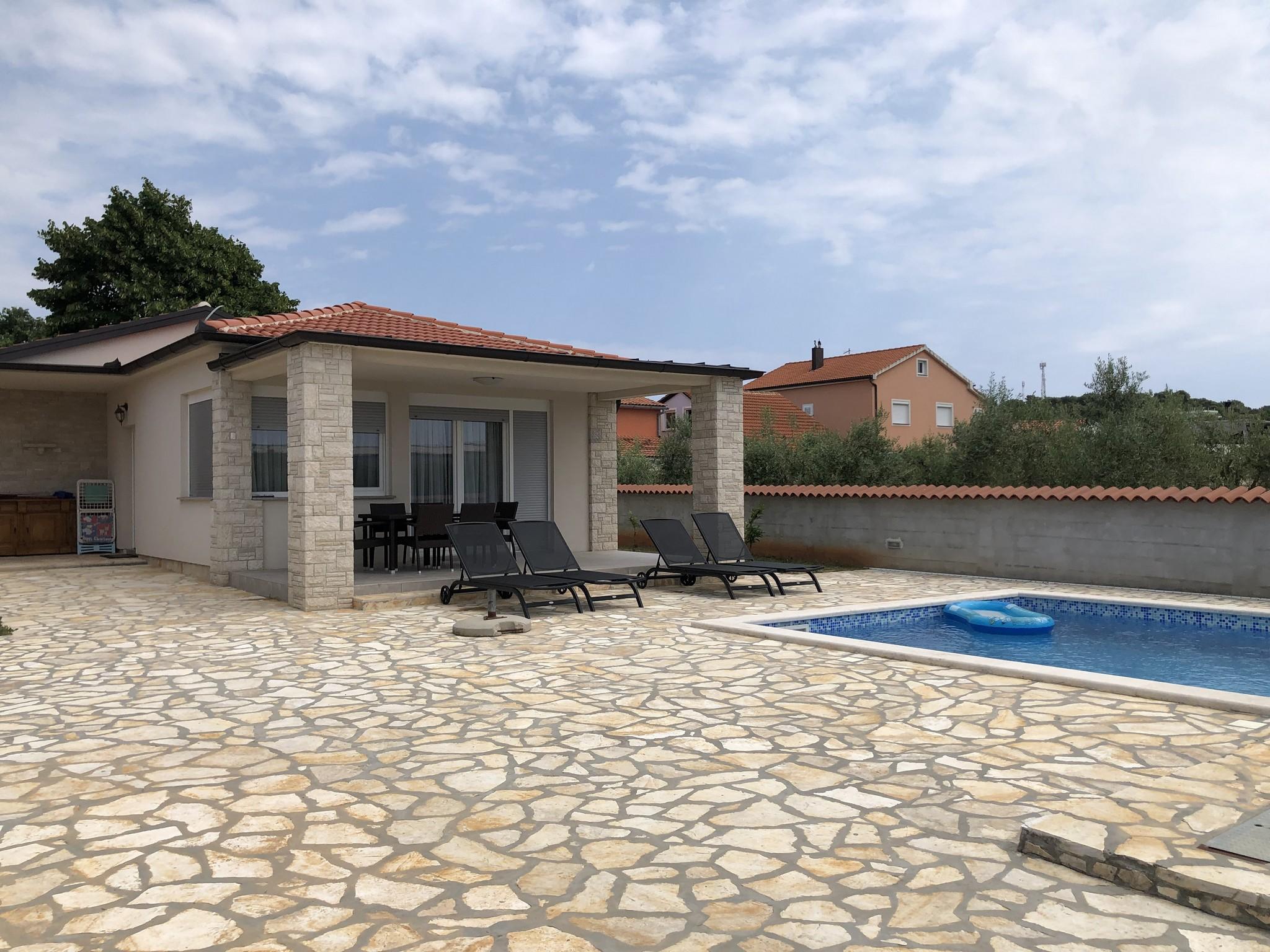Villa mit Privat Pool, WIFI, für 4-5 Personen