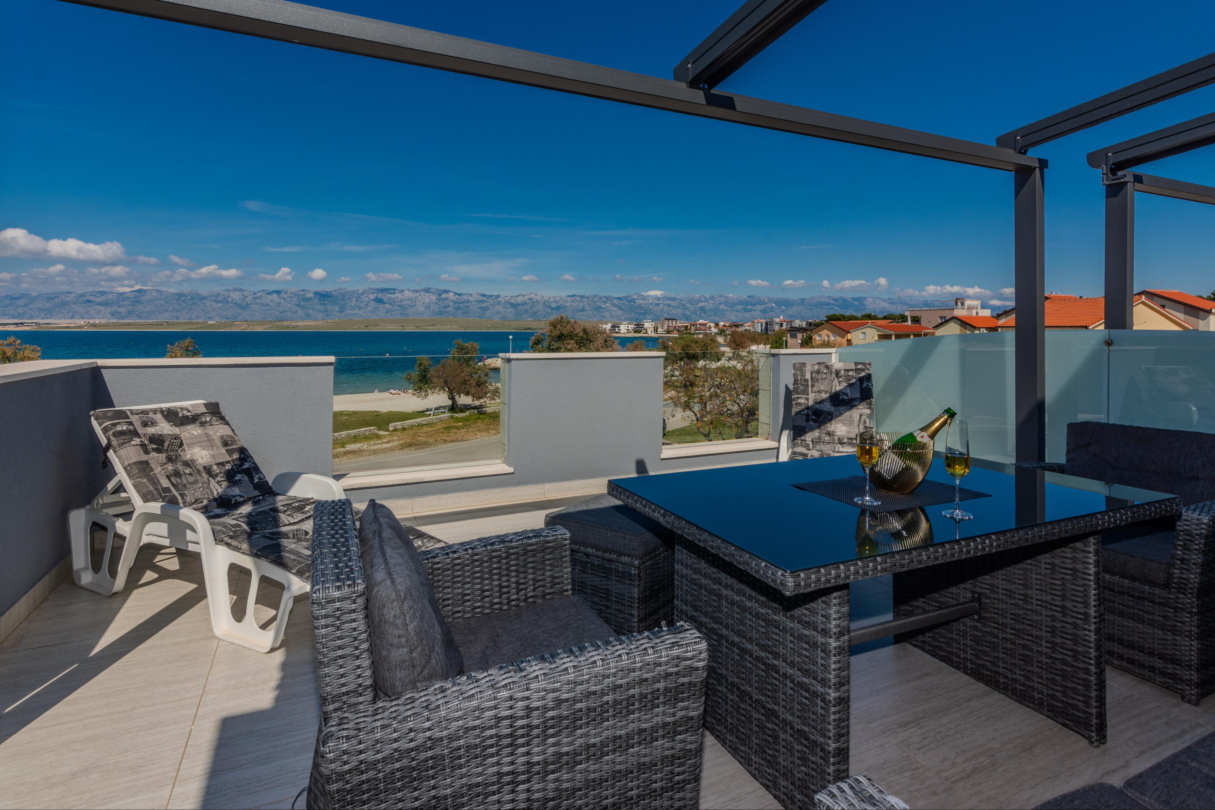 Deluxe Ferienwohnung auf Vir -  nur 20m vom Strand