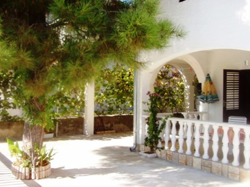 80 m zum Strand - Wohnung für 3-5 Pers mit Meerblick, Grill und Klima