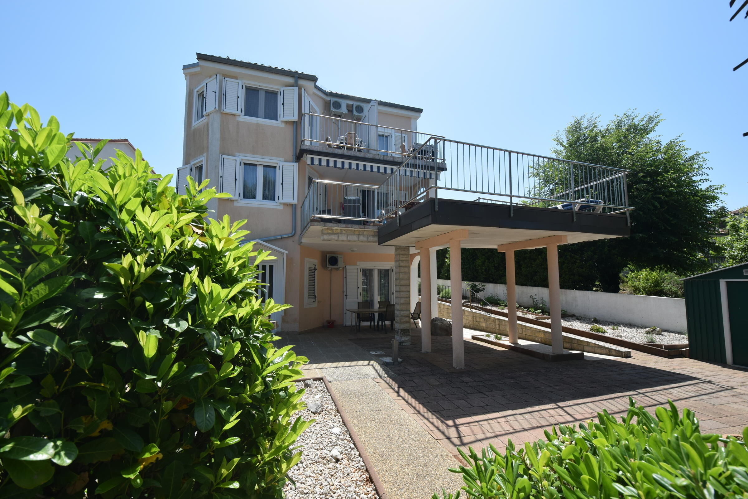 3 Sterne Apartment mit Balkon und Meerblick - nur 40m vom Strand
