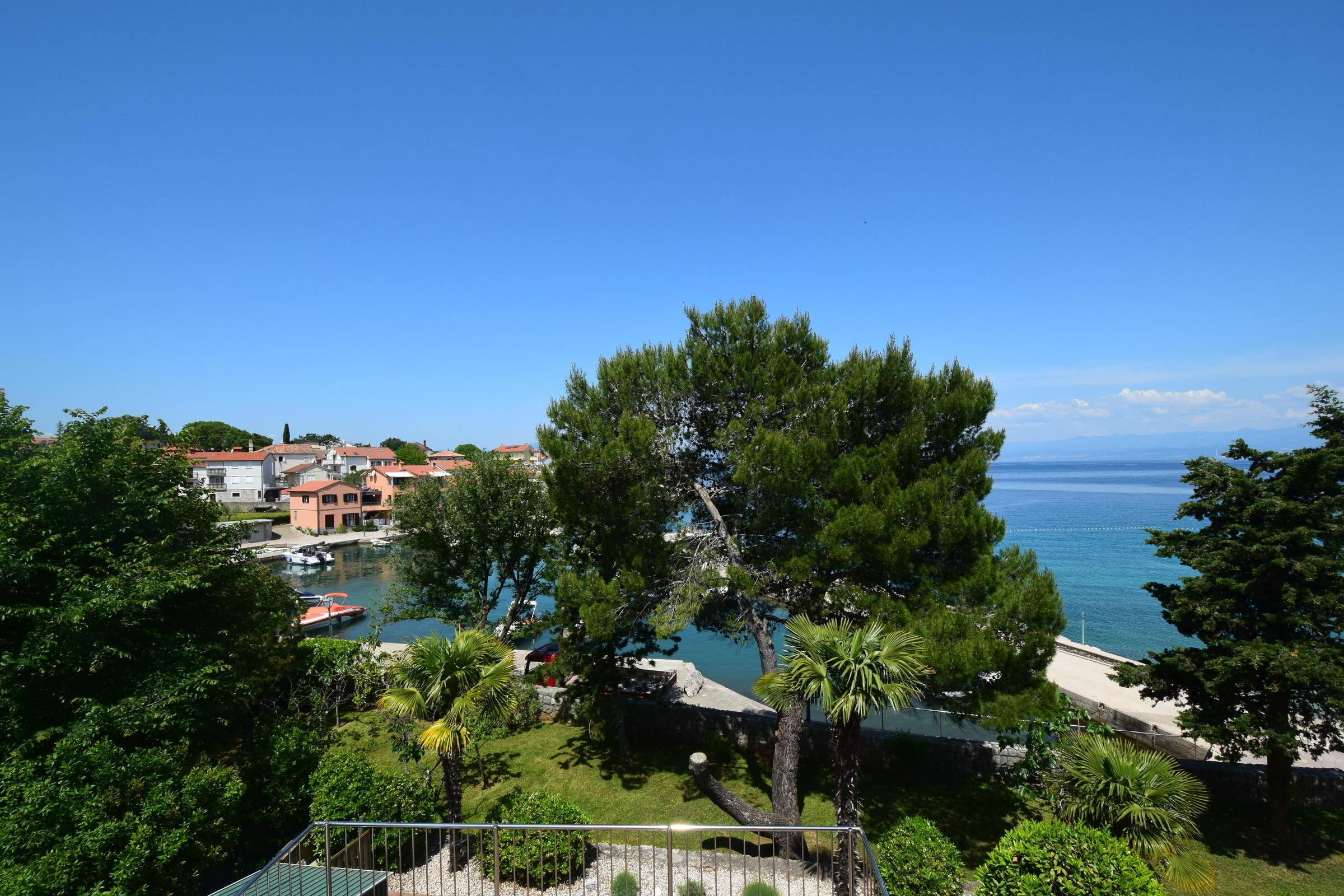 3 Sterne Apartment mit Balkon und Meerblick - nur 40m vom Strand