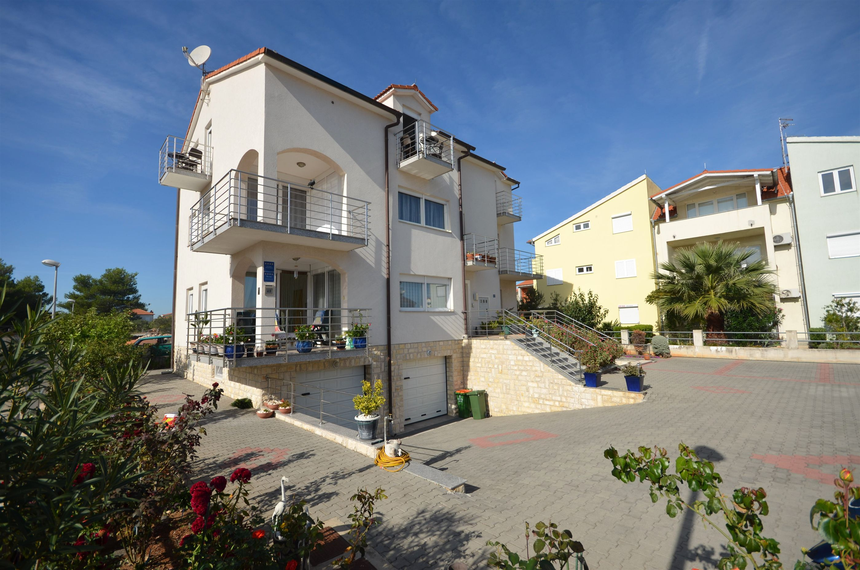 Schöne Ferienwohnung für 4 Personen mit Grill und Terrasse